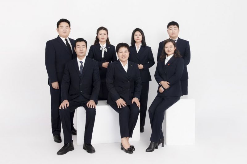 Real estate legal service team